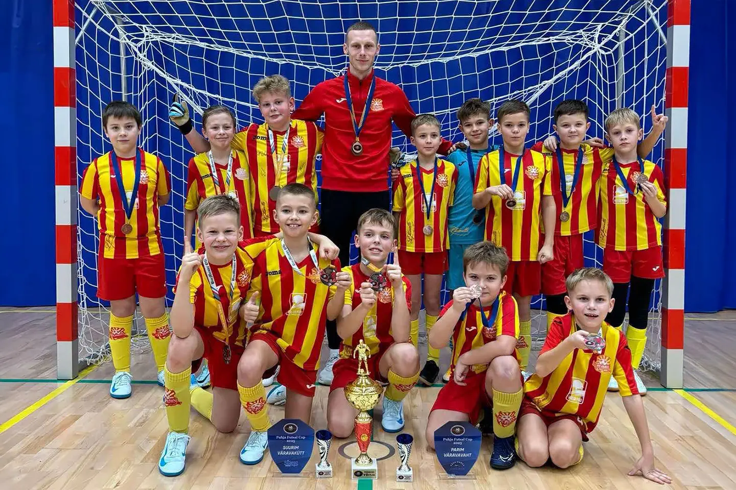 Meie poisid võitsid sel nädalavahetusel Elva spordihoones toimunud Puhja Futsal Cupil esikoha nii U11 kui ka U10 vanuseklassis. U11 vanuseklass mängis Puhja Fut