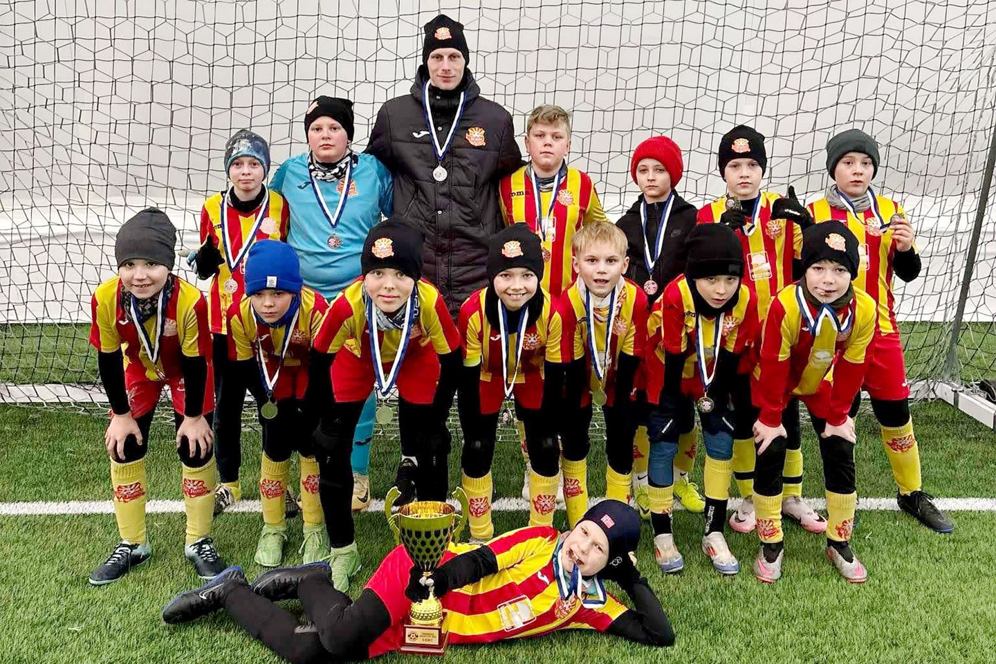 Meie U11 meeskond saavutas eile Tartus Tammeka Junior Cupil teise koha. Alagrupis võideti Tammeka valge meeskonna, FC Narva Juuniori, Tartu WJK Santose ja Harju